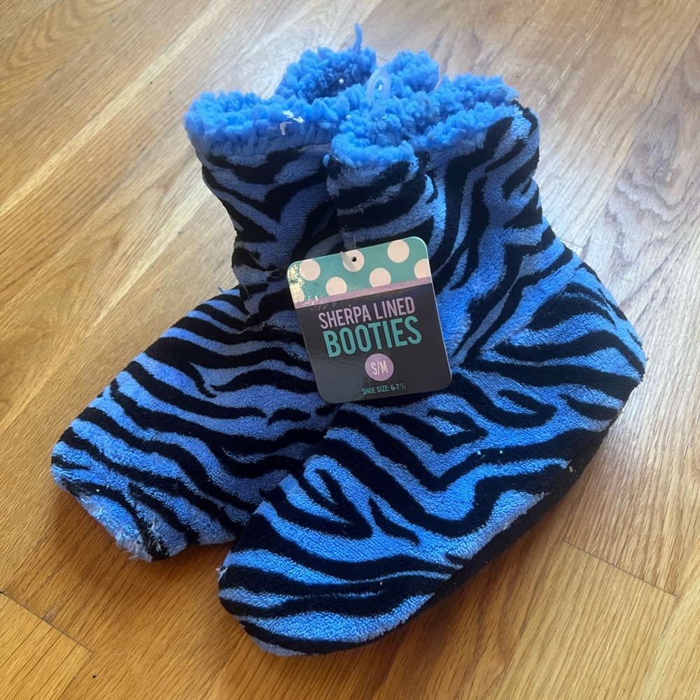 Blue Zebra Kids Sherpa Lined Booties
